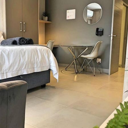 Unique Stay, The Den Apartments Stellenbosch Extérieur photo
