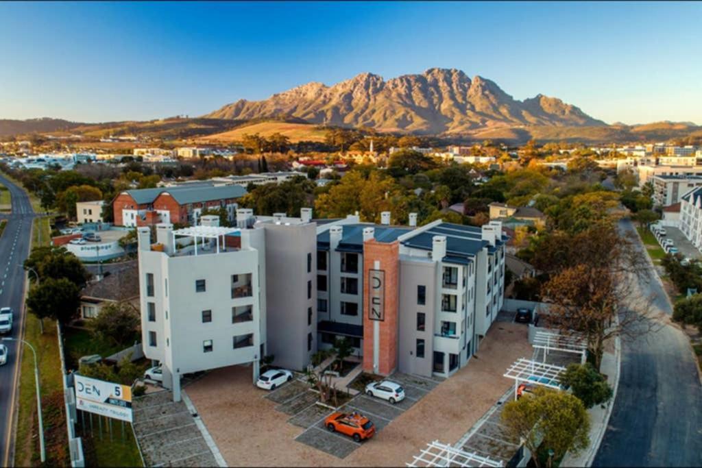Unique Stay, The Den Apartments Stellenbosch Extérieur photo