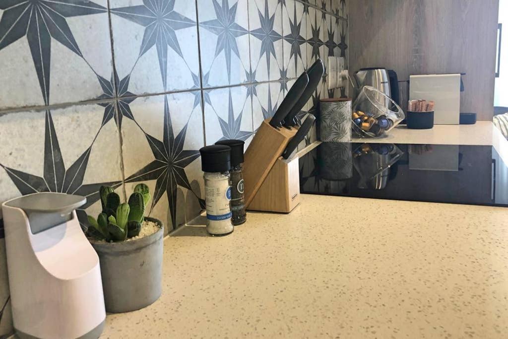 Unique Stay, The Den Apartments Stellenbosch Extérieur photo