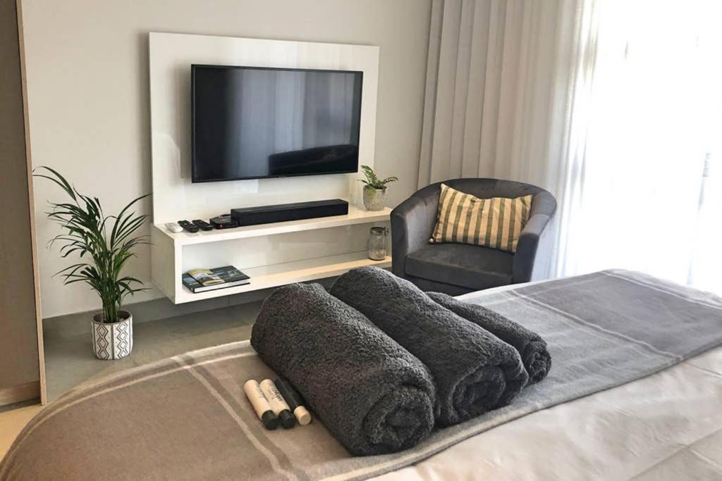 Unique Stay, The Den Apartments Stellenbosch Extérieur photo
